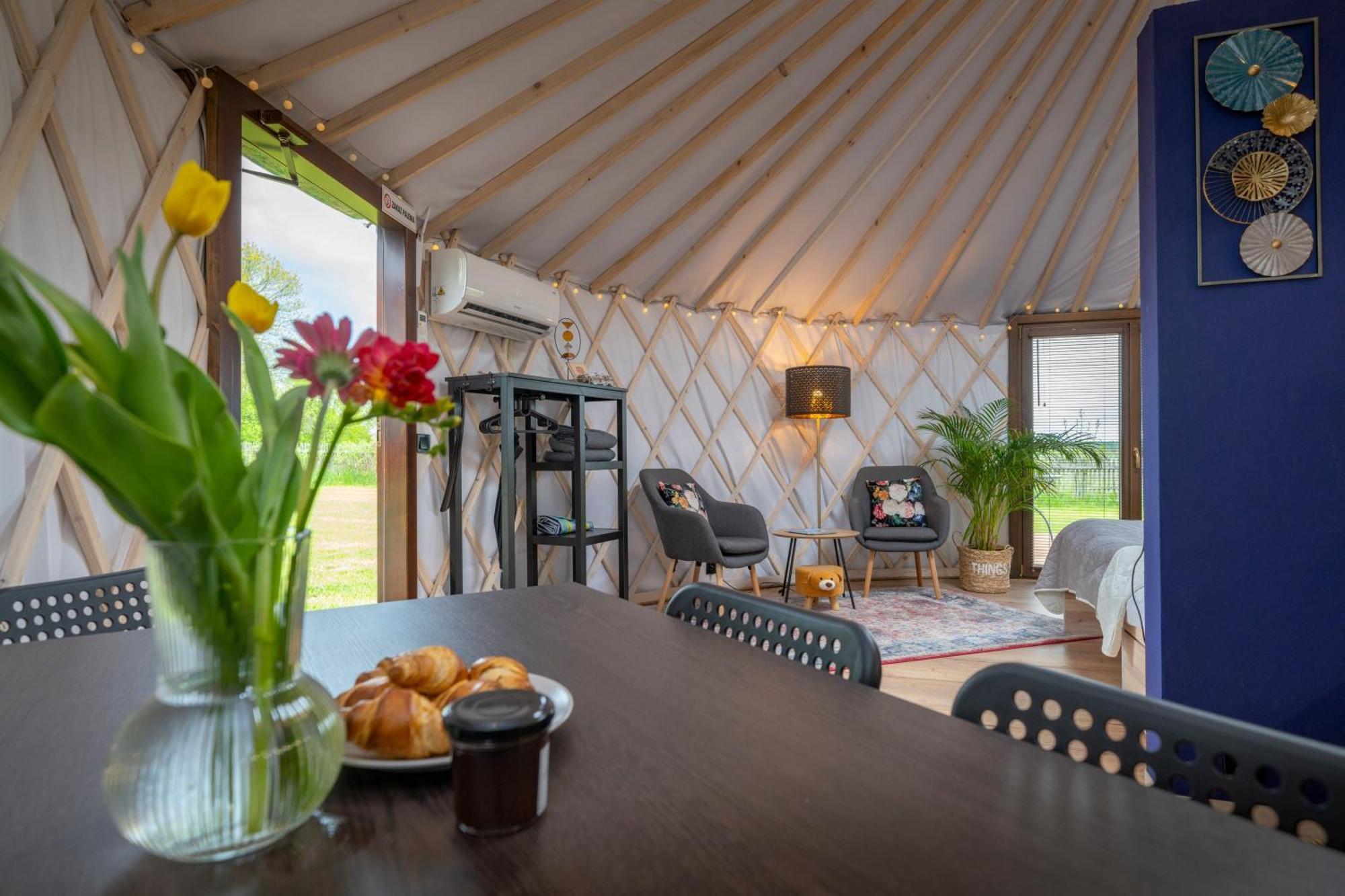Dom W Domu - Izera Glamping Bed & Breakfast Gajowka  Стая снимка