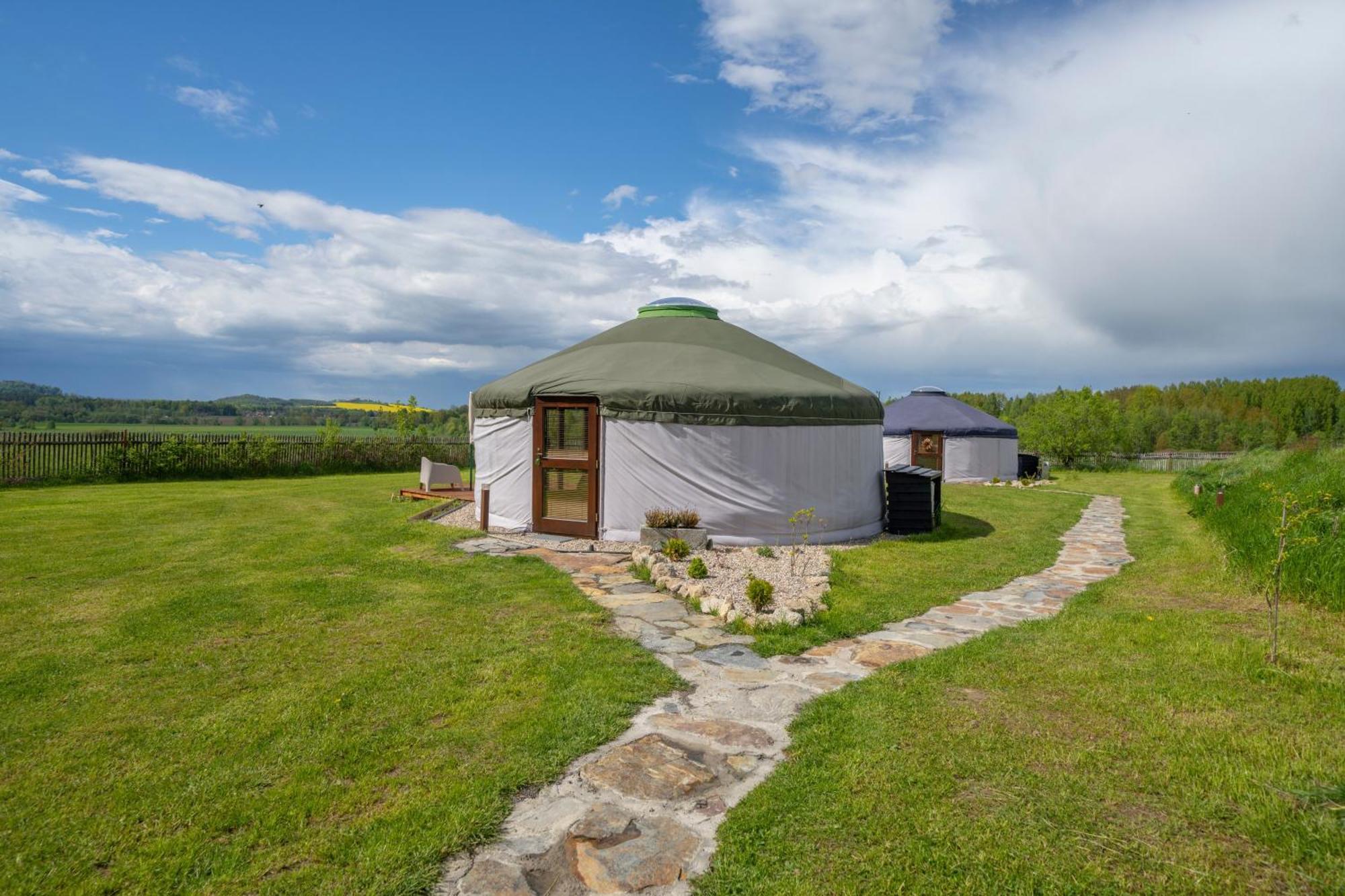 Dom W Domu - Izera Glamping Bed & Breakfast Gajowka  Стая снимка