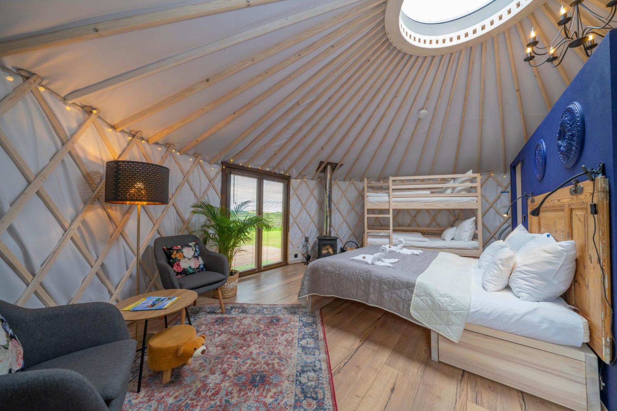 Dom W Domu - Izera Glamping Bed & Breakfast Gajowka  Стая снимка